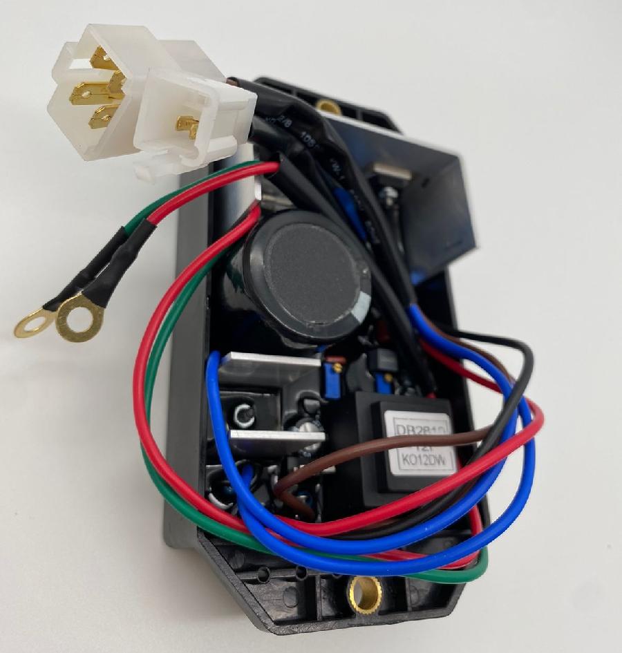 REGULADOR DE VOLTAJE AVR KI-DAVR-150S 